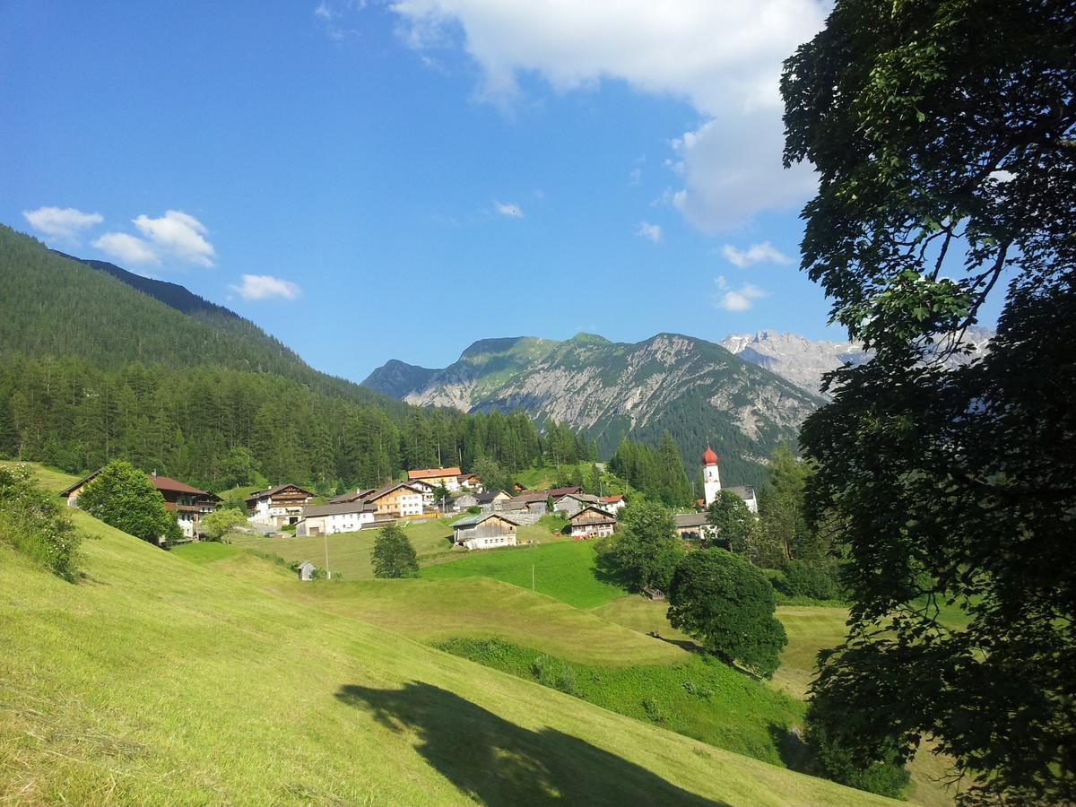 Auszeit Chalets Bschlabs Bagian luar foto
