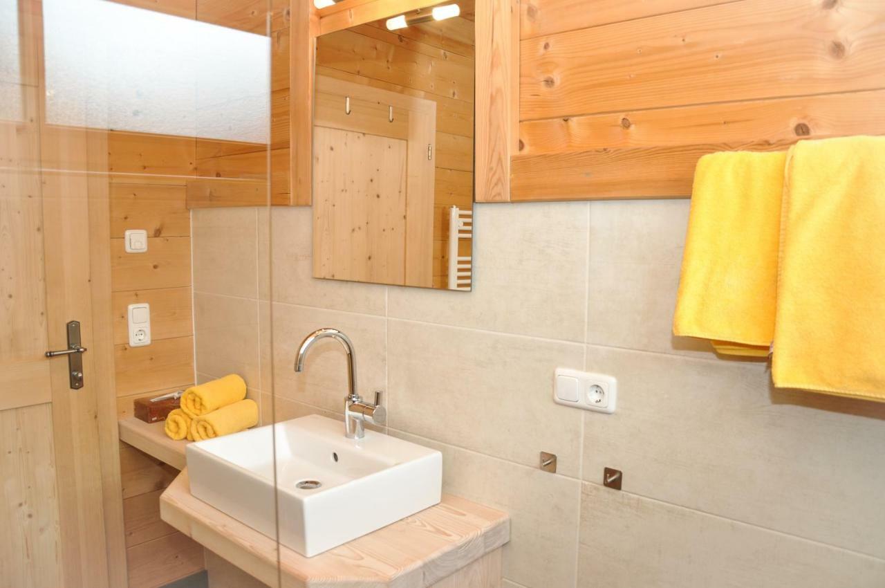 Auszeit Chalets Bschlabs Bagian luar foto